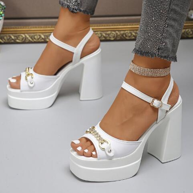 Nieuwe zomerproducten 2026 vie - Casual Sandal Leather recensie en prijs